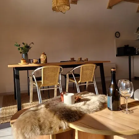 Jazminka Alpesi Haziko * Bukkszentkereszt