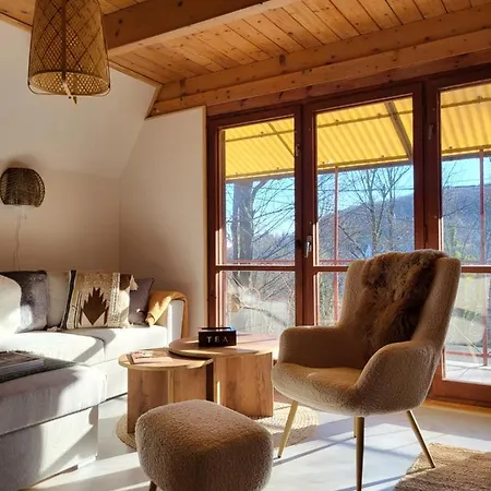 Jazminka Alpesi Haziko Dağ evi